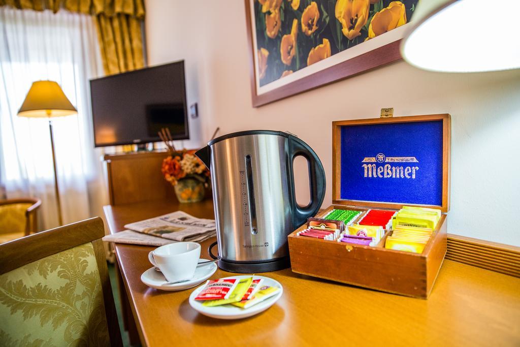 Hotel Galant Venaria Reale Esterno foto
